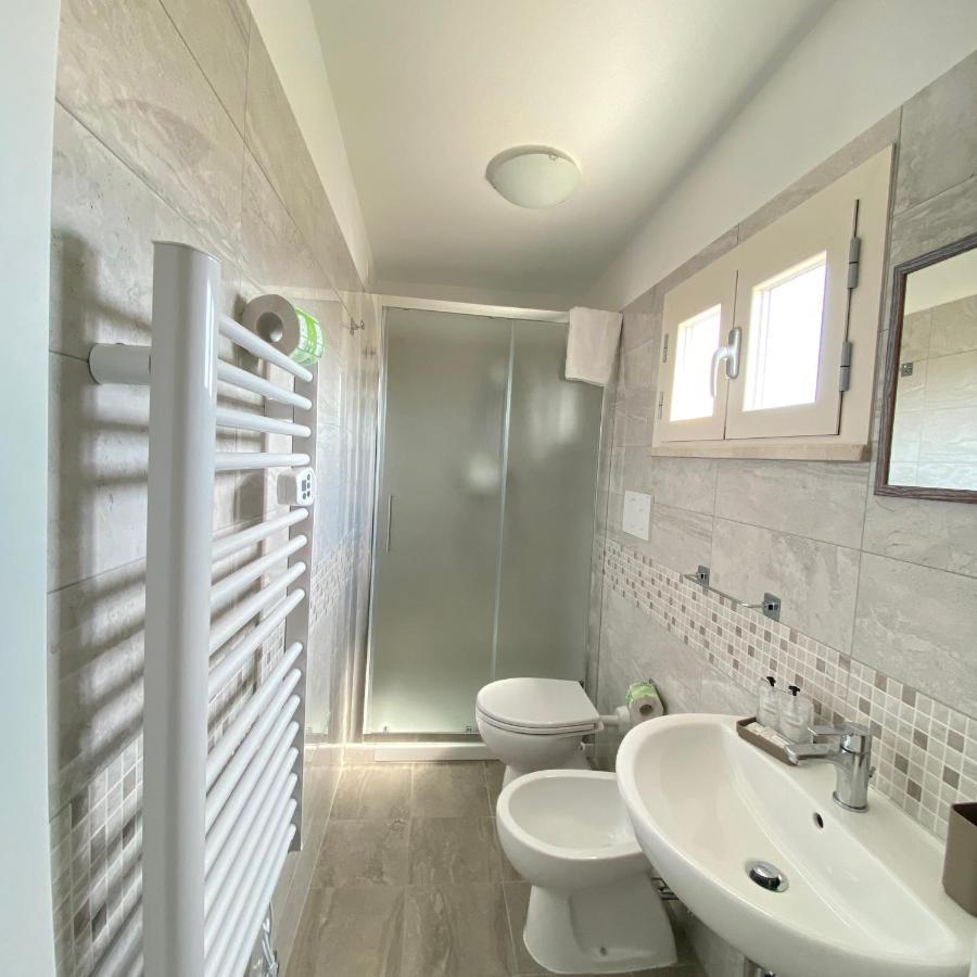 Hotel Bed And Book Rimini Exterior foto