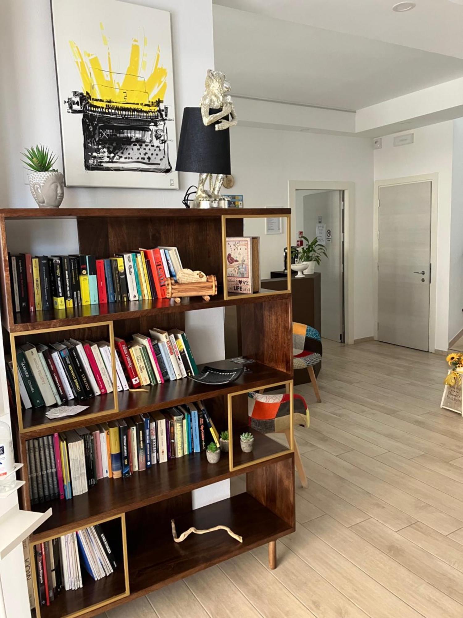 Hotel Bed And Book Rimini Exterior foto